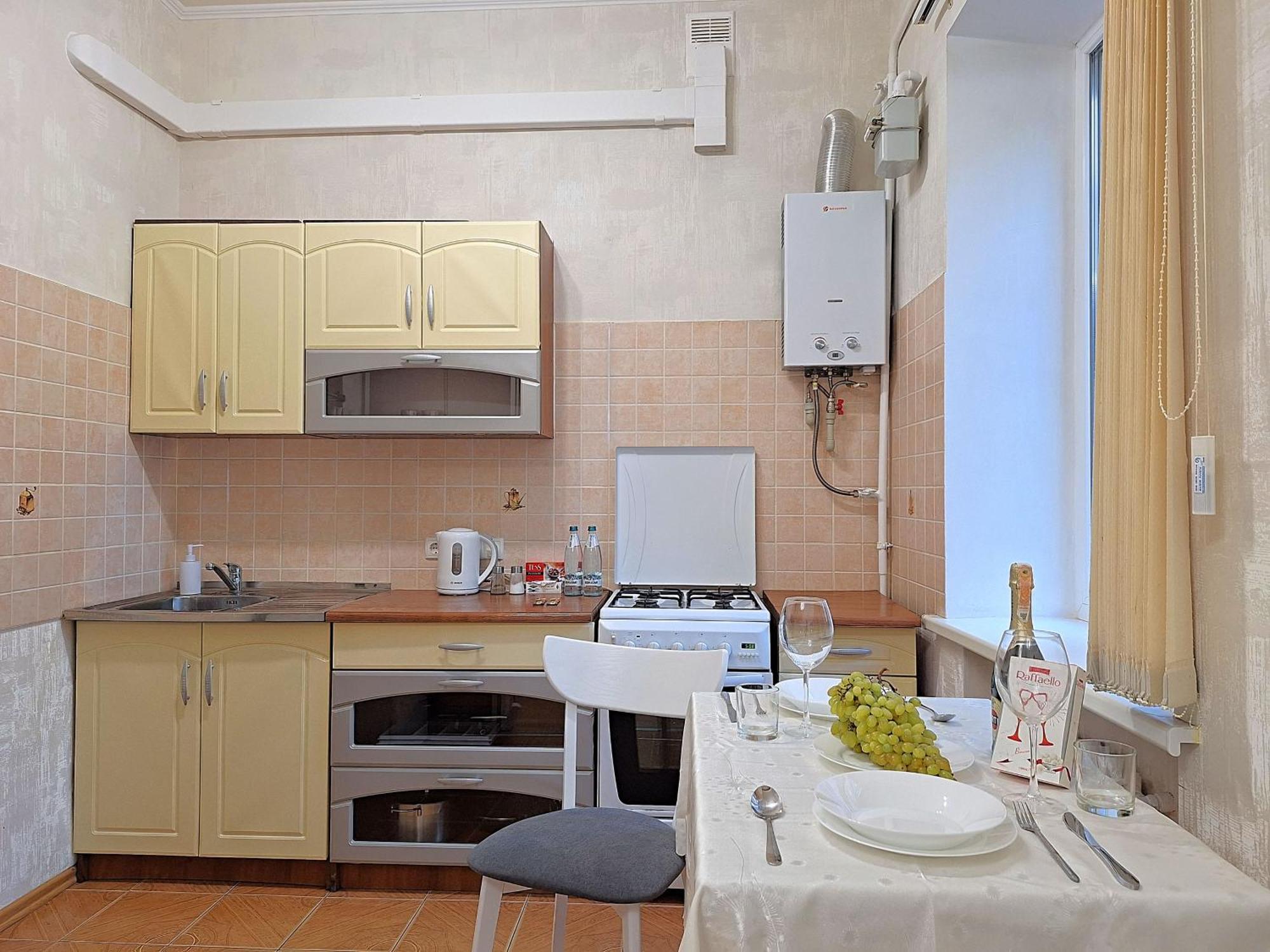Однокімна Квартира Біля Каштанової Алеї У Центрі Полтави Мережа Alexapartments Документи Для Відряджень Безконтатне Заселення 24-7 Poltava Exterior foto