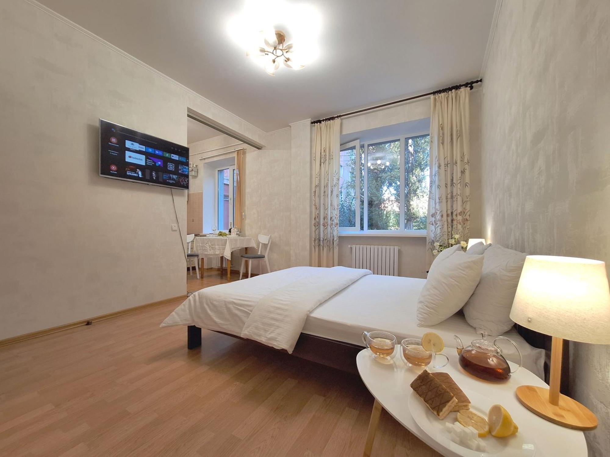 Однокімна Квартира Біля Каштанової Алеї У Центрі Полтави Мережа Alexapartments Документи Для Відряджень Безконтатне Заселення 24-7 Poltava Exterior foto